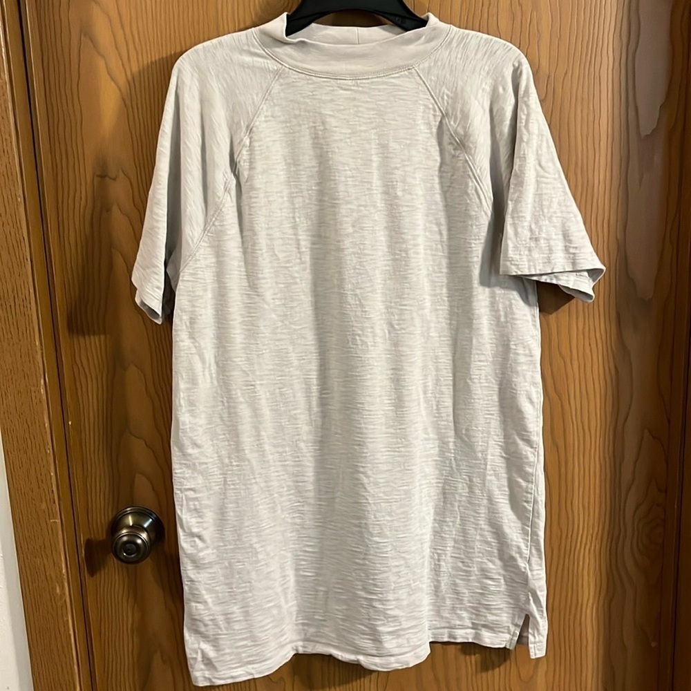 Universal Thread Mock Neck Light Gray T Shirt Dre… - image 4